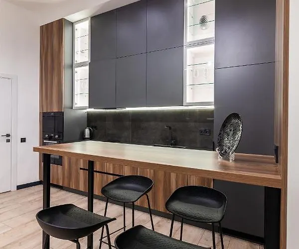 Royal On Leontovicha 7/2 リヴィウ