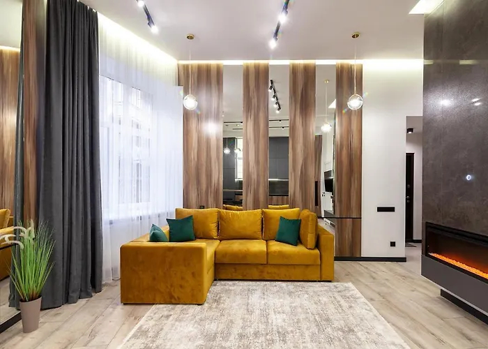 דירה Royal On Leontovicha 7/2 לבוב