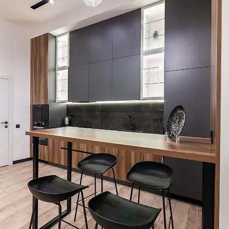 Royal On Leontovicha 7/2 Lviv